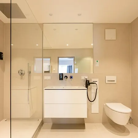 Plaza 4* דיסבורג