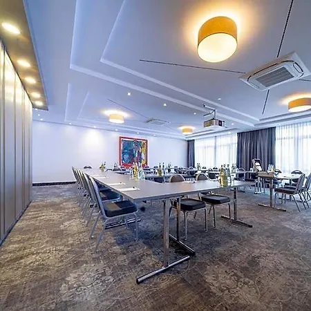 Plaza 4* Duisburg