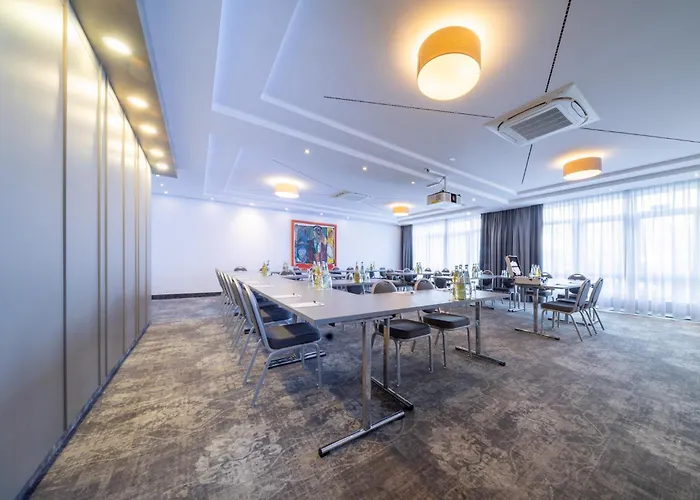 Plaza דיסבורג